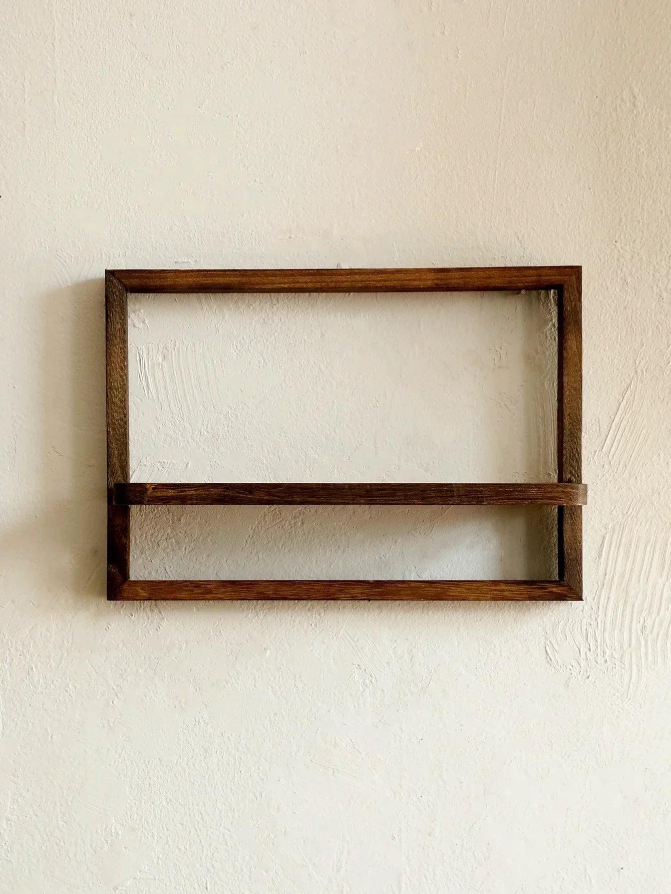 ISAK | ESTANTE DE PARED FLOTANTE